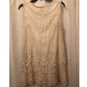 Lace Sleeveless Tunic